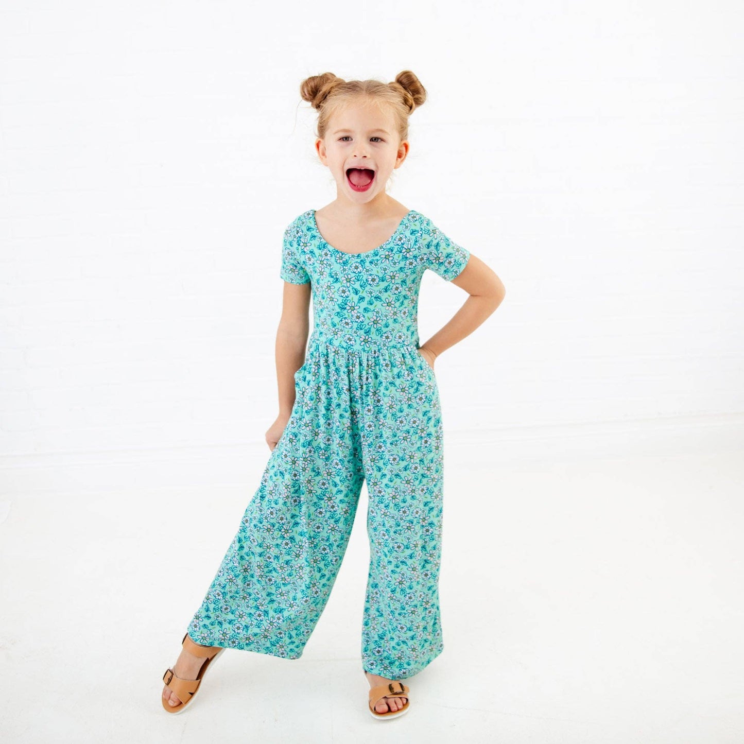 Driving Me Daisy Floral Leggy Romper