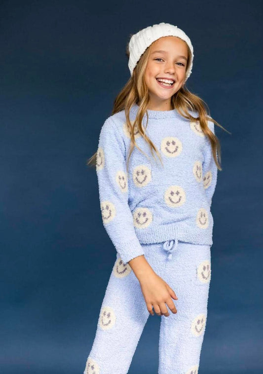 Stay cozy and cute in our Lola + The Boys Smiley Fuzzy Set! This plush baby blue crewneck and pant set is the perfect way to lounge in style. The fuzzy fabric will keep you warm and cuddly, while the adorable yellow smiley faces bring a playful touch to your outfit. You'll be smiling all day when you wear this fuzzy set!