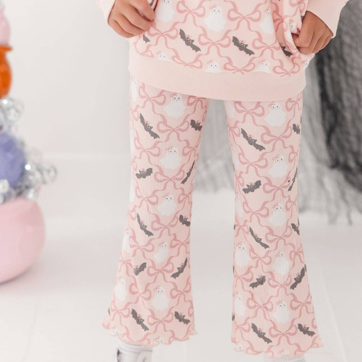 Bat And Ghost Trellis Flare Legging