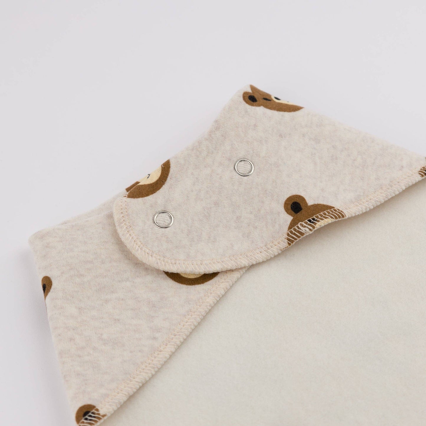 Teddy Bear Rib Bandana Bib in Malt