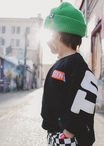 Too Fast Crewneck in Black