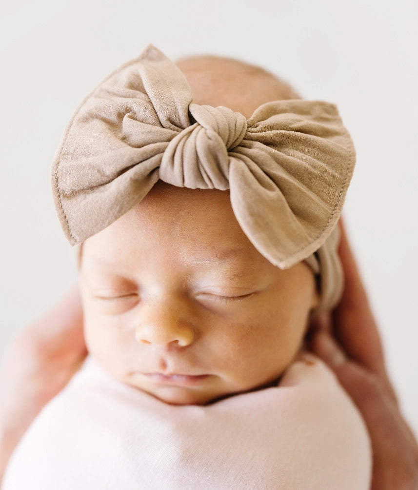 The Knot Soft Stretch Headband in Oak