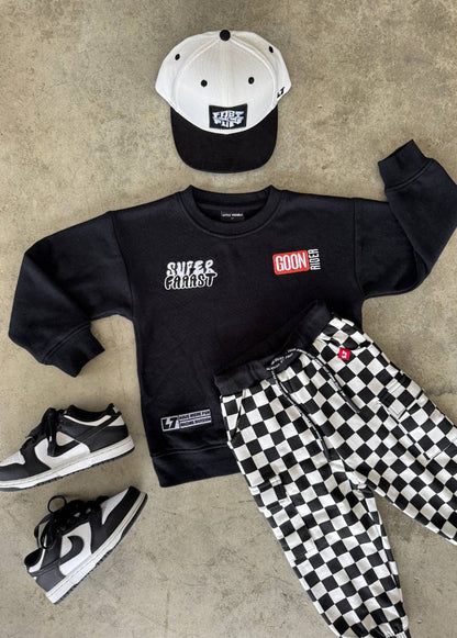 Too Fast Crewneck in Black