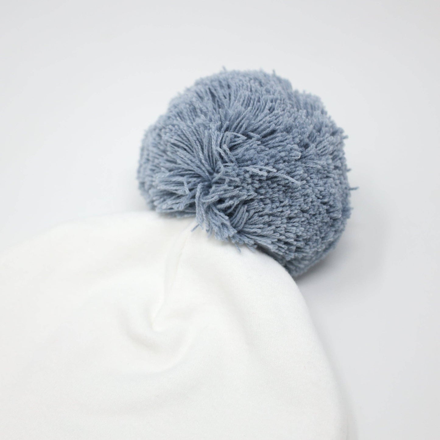 Fog Pom Hat in Cream