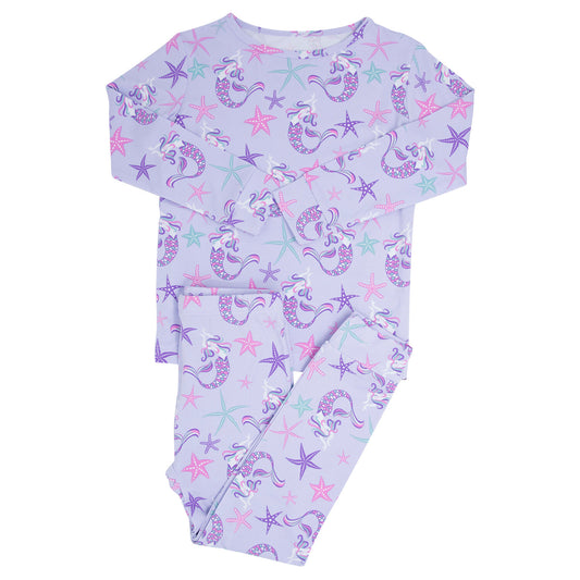 <p>Presenting the softest, most luxurious pj's. This signature bamboo fabric is good for the Earth and for your children.</p> <p>Safe for sensitive skin.</p> <p>Machine washable and dryable!</p> <p>95% Viscose from Bamboo 5% Spandex.</p>