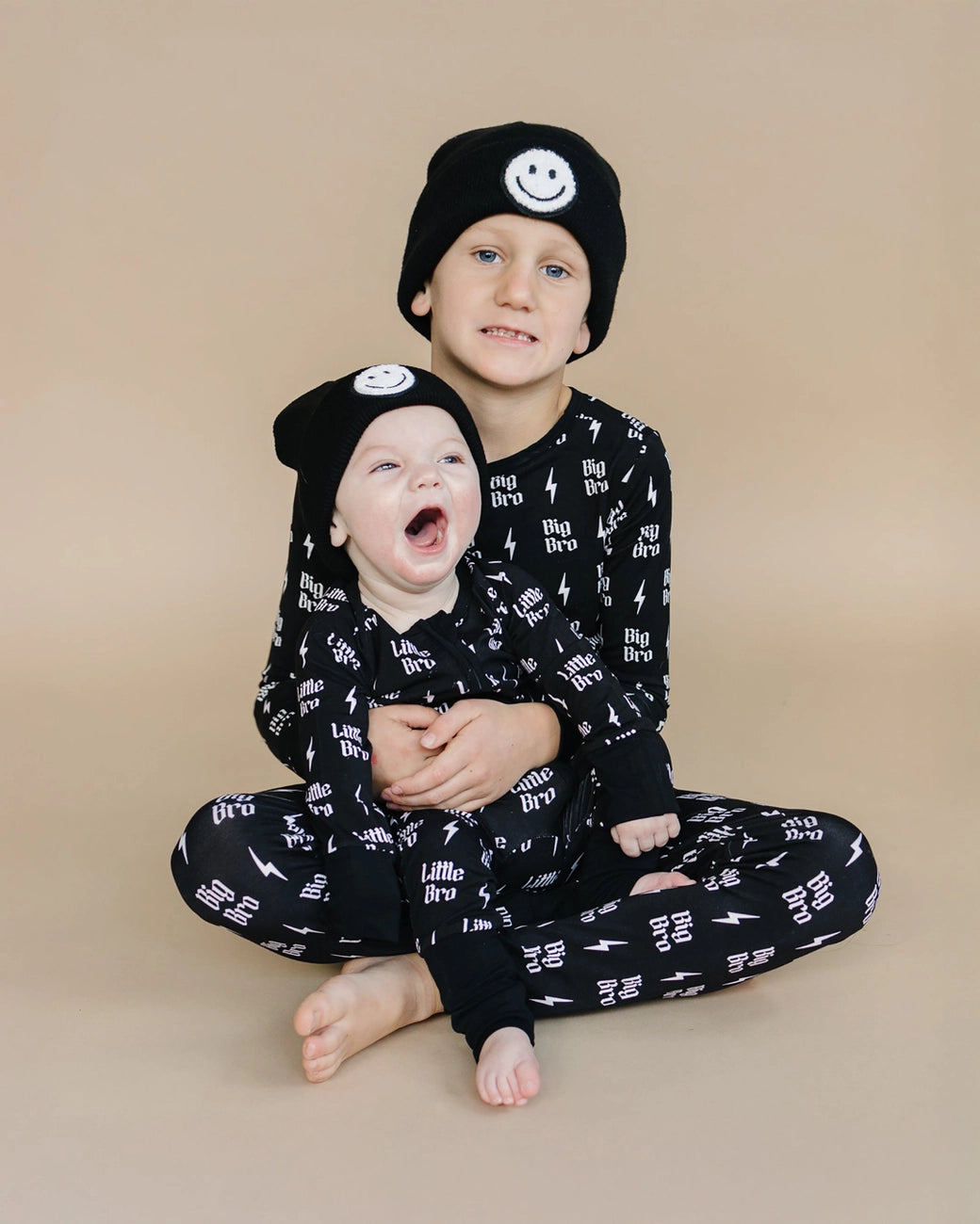 Smiley Beanie in Black