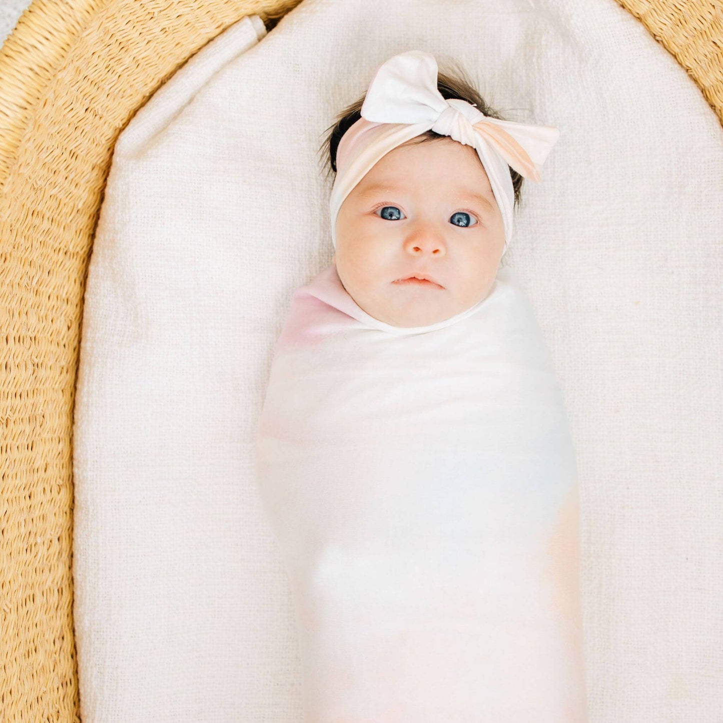 Nova Knit Headband Bow