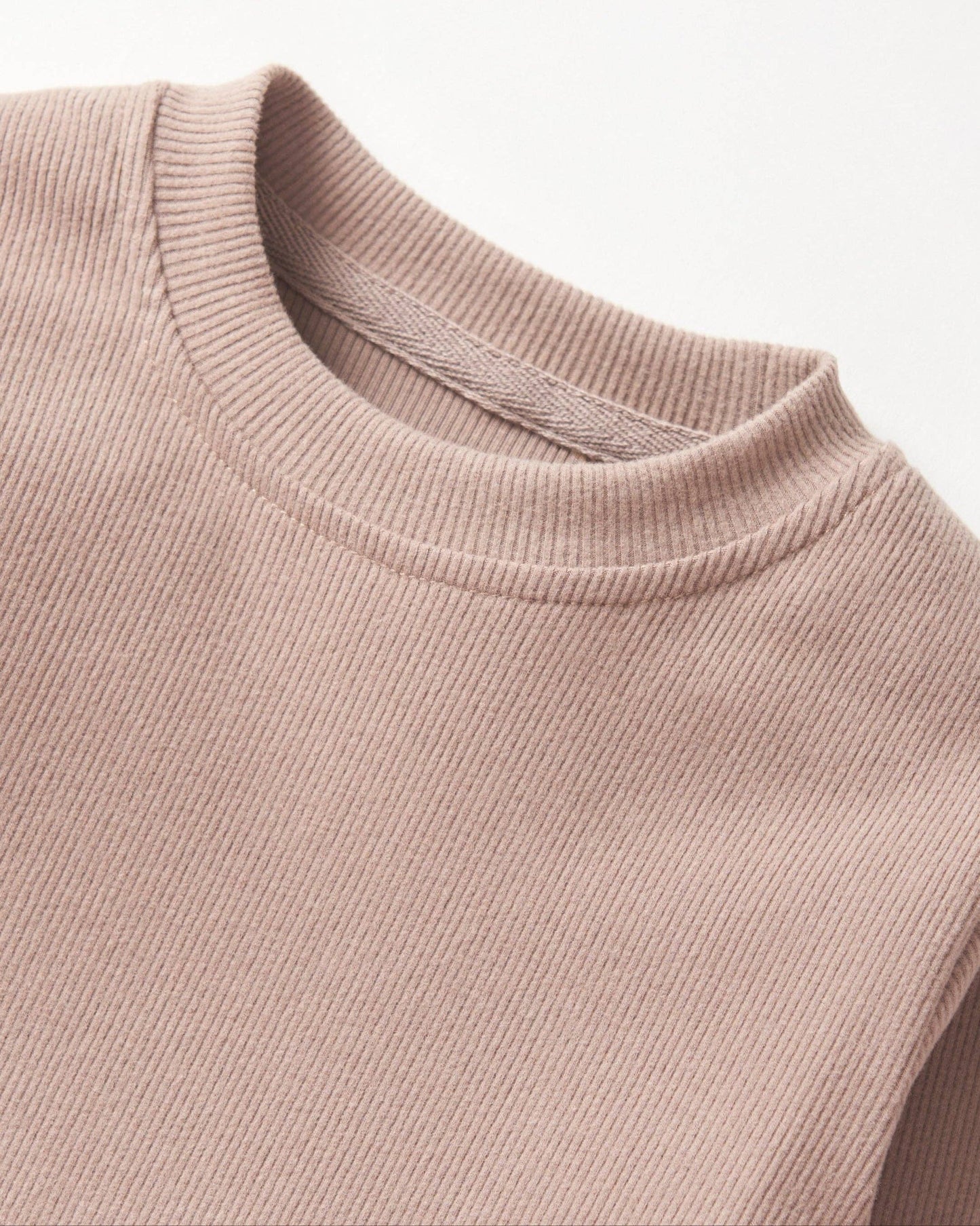 Long Sleeve Ribbed Tee in Mushroom